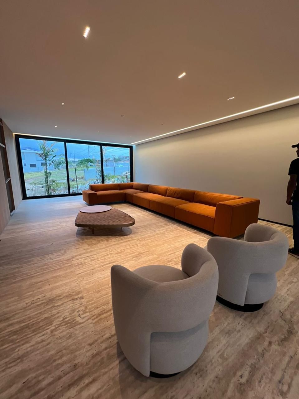 Travertino Clássico aplicado. Piso e revestimento, áreas internas e externas